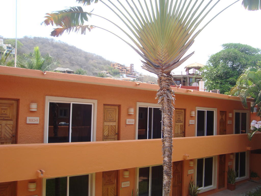 Hotel Villa Mexicana Zihuatanejo Exterior foto